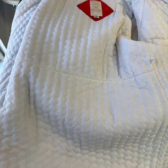 RARE Vintage Hudson’s Bay Red Wool with Floral Embroidered Hooded Coat - Picture 12 of 14